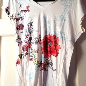 Artistic tshirt